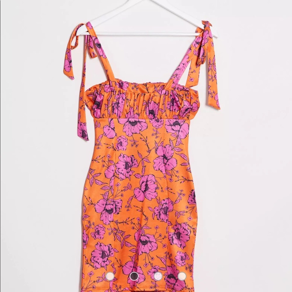 ASOS DESIGN satin bodycon
mini dress in floral print